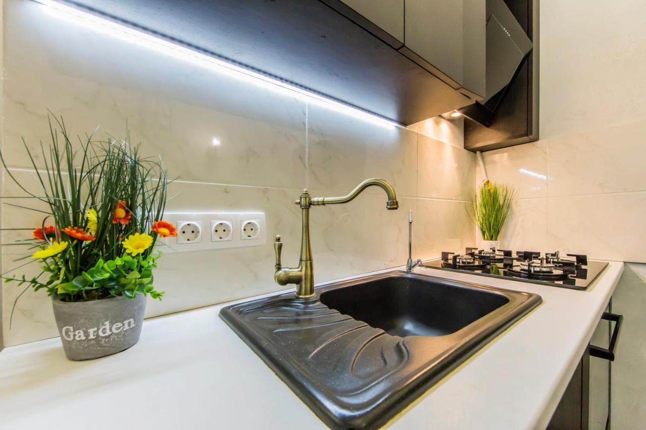 2К Квартира Поруч Із Майданом Незалежності Kiew Exterior foto